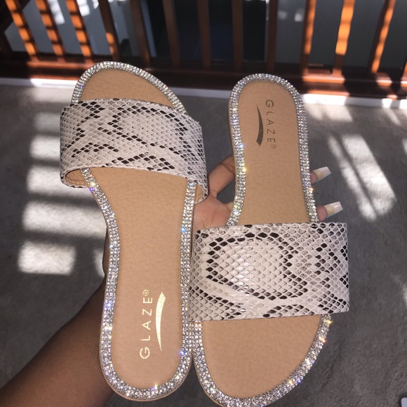 Comfy snake skin sandals - Picture 1 of 2